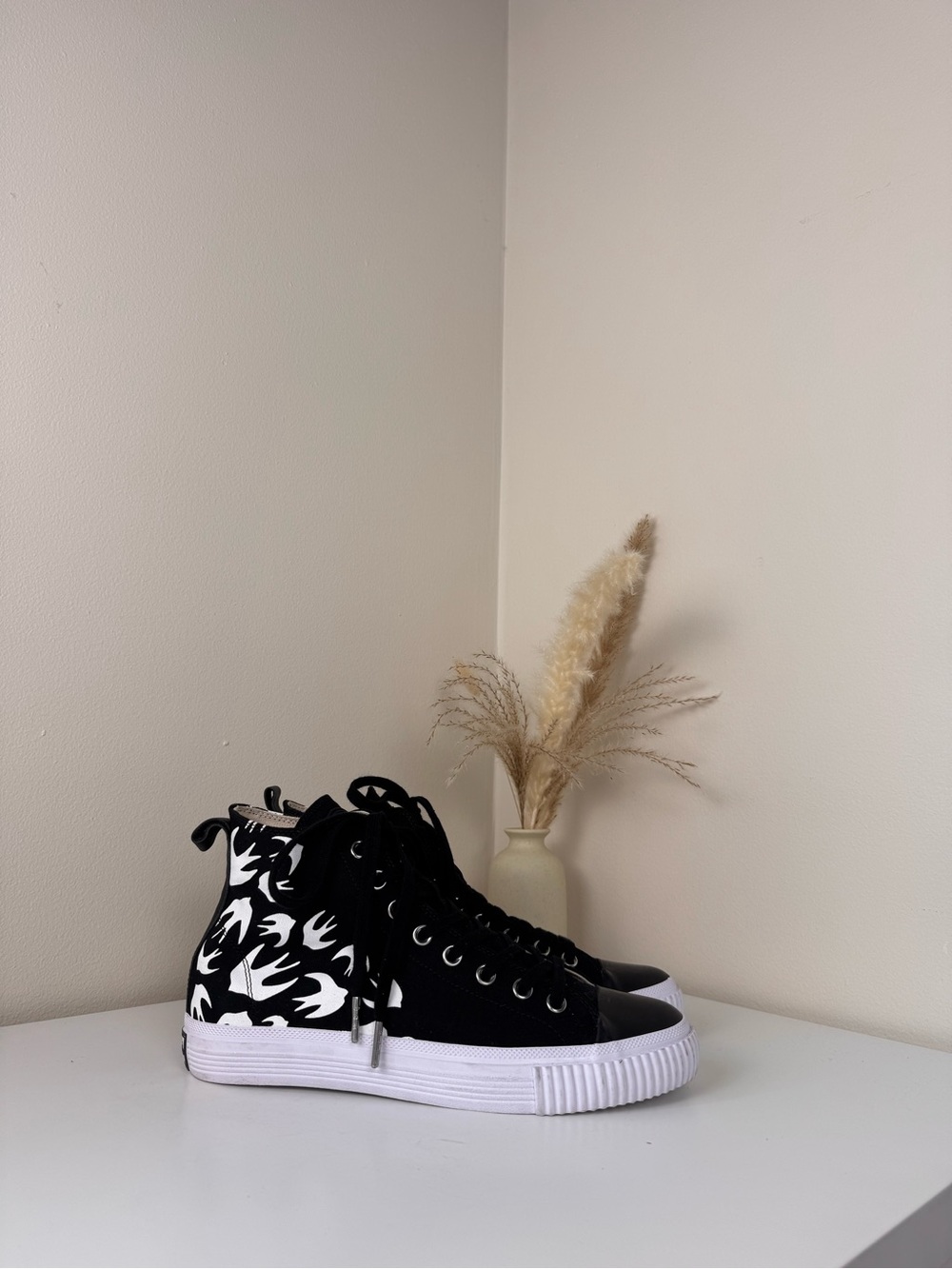 McQ Swallow Vulc High Black/White – EU 42